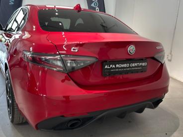ALFA ROMEO CERTIFIED Alfa Romeo Giulia 2.0 T 280cv Competizione At8 Q4 Usata - Berlina Benzina Rosso - Bologna - 2503294_5