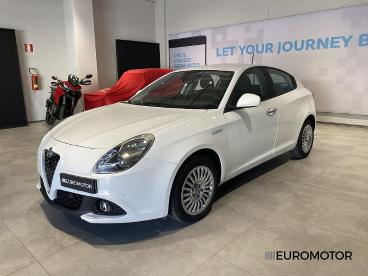 SPOTICAR Alfa Romeo Giulietta 1.6 Jtdm Giulietta 120cv Usata - Berlina Diesel Bianco - Modugno - 1202480533_1