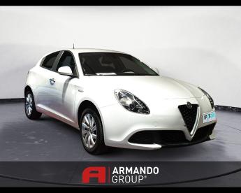 SPOTICAR Alfa Romeo Giulietta (2010) 1.4 Turbo 120 Cv Usata - Berlina Benzina Bianco - Cuneo - 1202515956_3