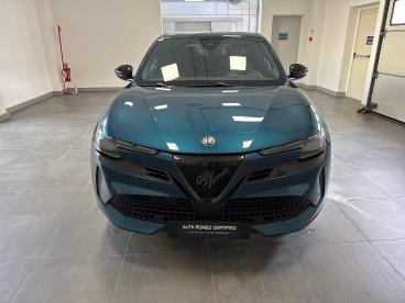 SPOTICAR Alfa Romeo Junior 1.2 136cv Hybrid Edct6 Ibrida Usata -  Ibrido Blu Navigli - Roma - 802395621_2