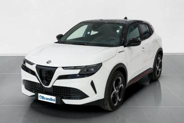 SPOTICAR Alfa Romeo Junior 1.2 145cv Mhev Speciale Usata - Suv Ibrido Bianco - Pistoia - 802396527_1