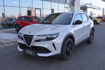 SPOTICAR Alfa Romeo Junior - Junior 1.2 Ibrida 145cv Edct6 Usata - Suv Ibrido Bianco - Desenzano Del Garda - 802425882_1