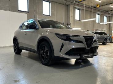 SPOTICAR Alfa Romeo Junior 1.2 136cv Hybrid Edct6 Ibrida Usata -  Ibrido Beige - Milano - 802442830_3