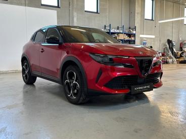 SPOTICAR Alfa Romeo Junior 1.2 136cv Hybrid Edct6 Ibrida Speciale Usata -  Ibrido Rosso - Milano - 802446301_3