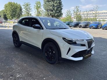 SPOTICAR Alfa Romeo Junior 1.2 145cv Hybrid Edct6 Ibrida Usata -  Ibrido Bianco - Torino - 802467097_3