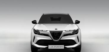 SPOTICAR Alfa Romeo Junior 1.2 Ibrida 145cv Edct6 Usata - Suv Ibrido Bianco - Foggia - 802474746_4