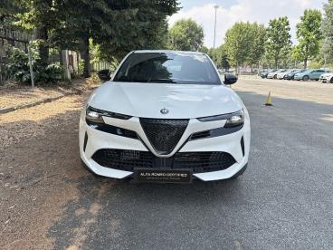 SPOTICAR Alfa Romeo Junior 1.2 136cv Hybrid Edct6 Ibrida Usata -  Ibrido Bianco - Torino - 802476823_2