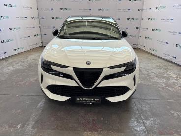 SPOTICAR Alfa Romeo Junior 1.2 136cv Hybrid Edct6 Ibrida Speciale Usata -  Ibrido Bianco - Roma - 802485404_2
