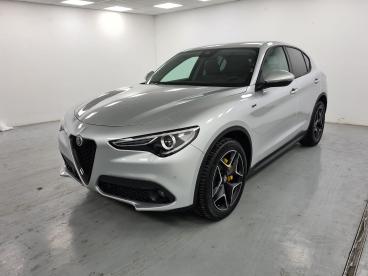 ALFA ROMEO CERTIFIED Alfa Romeo Stelvio 2.2 T Sprint Q4 190cv Auto Usata - Suv Diesel Argento - Cuneo - 2182818_1