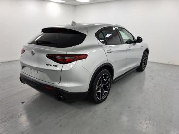 ALFA ROMEO CERTIFIED Alfa Romeo Stelvio 2.2 T Sprint Q4 190cv Auto Usata - Suv Diesel Argento - Cuneo - 2182818_5