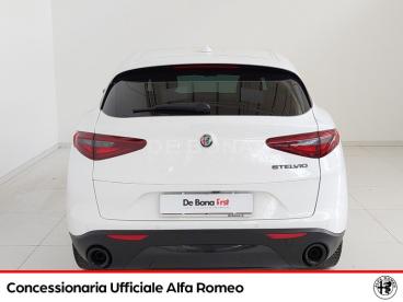 ALFA ROMEO CERTIFIED Alfa Romeo Stelvio 2.2 T Sprint Rwd 190cv Auto Usata - Suv Diesel Bianco - Belluno - 2187478_4