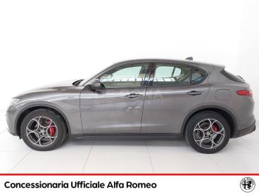 ALFA ROMEO CERTIFIED Alfa Romeo Stelvio 2.2 T Sprint Q4 190cv Auto Usata - Suv Diesel Grigio - Belluno - 2187480_3