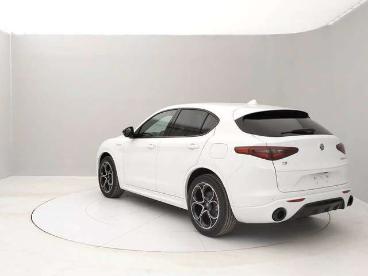 ALFA ROMEO CERTIFIED Alfa Romeo Stelvio 2.0 T Veloce Q4 280cv Auto Usata - Suv Benzina Bianco - Borgaro Torinese - 2249180_2