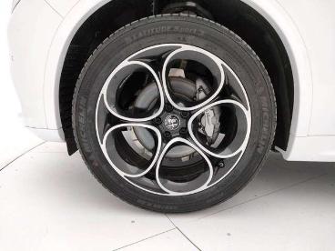 ALFA ROMEO CERTIFIED Alfa Romeo Stelvio 2.0 T Veloce Q4 280cv Auto Usata - Suv Benzina Bianco - Borgaro Torinese - 2249180_5