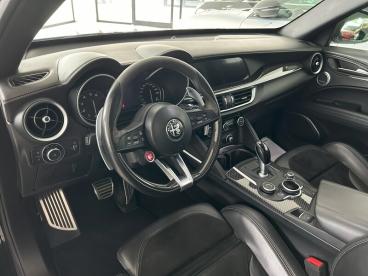 ALFA ROMEO CERTIFIED Alfa Romeo Stelvio 2017 2.9 Bi-t V6 Quadrifoglio Q4 510cv Auto My19 Usata - Suv Benzina Nero - Parma - 2270233_5