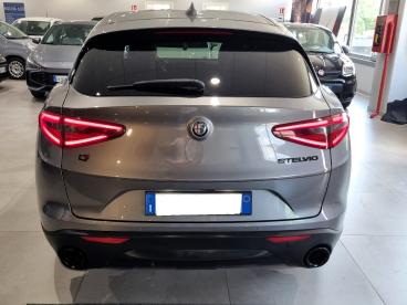 ALFA ROMEO CERTIFIED Alfa Romeo Stelvio Mid2.2 Jtdm 190hp Atx Usata - Suv Diesel Grigio - Casamarciano - 2270614_5
