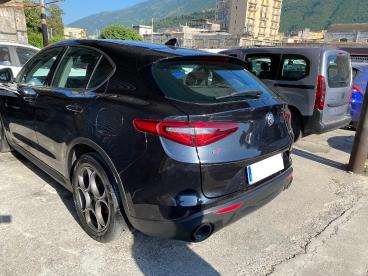 ALFA ROMEO CERTIFIED Alfa Romeo Stelvio Mid2.2 Jtdm 190hp Atx Usata - Suv Diesel Nero - Casamarciano - 2270615_4