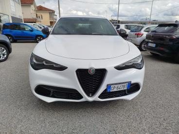 ALFA ROMEO CERTIFIED Alfa Romeo Stelvio 2.2 Turbodiesel 210 Cv At8 Q4 Sprint Usata - Suv Diesel Bianco - Grugliasco - 2276271_2