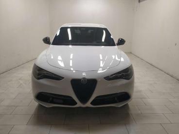 ALFA ROMEO CERTIFIED Alfa Romeo Stelvio 2.2 T Veloce Q4 210cv Auto Usata - Suv Diesel Bianco - Cuneo - 2285056_2