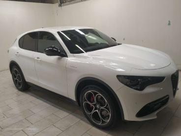ALFA ROMEO CERTIFIED Alfa Romeo Stelvio 2.2 T Veloce Q4 210cv Auto Usata - Suv Diesel Bianco - Cuneo - 2285056_3