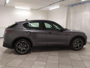 ALFA ROMEO CERTIFIED Alfa Romeo Stelvio 2.2 T Veloce Q4 210cv Auto Usata - Suv Diesel Grigio - Cuneo - 2285066_5