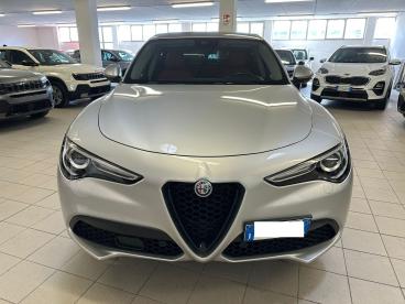 ALFA ROMEO CERTIFIED Alfa Romeo Stelvio 2.2 Turbodiesel 190 Cv At8 Q4 Sprint Usata - Suv Diesel Argento - Arezzo - 2339075_1