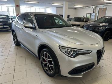 ALFA ROMEO CERTIFIED Alfa Romeo Stelvio 2.2 Turbodiesel 190 Cv At8 Q4 Sprint Usata - Suv Diesel Argento - Arezzo - 2339075_3