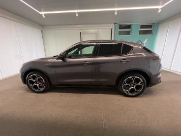 ALFA ROMEO CERTIFIED Alfa Romeo Stelvio 2.2 Td 210 Cv Veloce At8 Q4 Usata - Suv Diesel Grigio - Napoli - 2341049_4