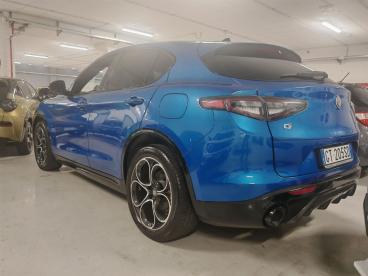 ALFA ROMEO CERTIFIED Alfa Romeo Stelvio 2.2 Turbodiesel 210 Cv At8 Q4 Veloce Usata - Suv Diesel Azzurro - Grugliasco - 2341205_4