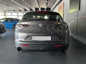 ALFA ROMEO CERTIFIED Alfa Romeo Stelvio 2.2 Turbodiesel 210 Cv At8 Q4 Sprint Usata - Suv Diesel Grigio - Montagna In Valtellina - 2342613_4