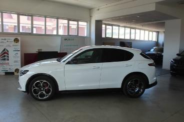 ALFA ROMEO CERTIFIED Alfa Romeo Stelvio 2.2 Turbodiesel 210 Cv At8 Q4 Veloce Usata - Suv Diesel Bianco - Orvieto - 2359125_3
