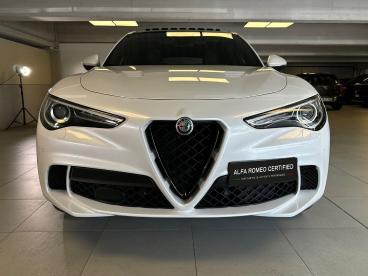SPOTICAR Alfa Romeo Stelvio 2.9 V6 510cv Quadrifoglio At8 Q4 Usata - Suv Benzina Bianco - Milano - 1202359411_2