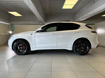 SPOTICAR Alfa Romeo Stelvio 2.9 V6 510cv Quadrifoglio At8 Q4 Usata - Suv Benzina Bianco - Milano - 1202359411_4