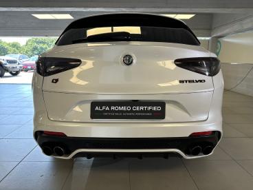 SPOTICAR Alfa Romeo Stelvio 2.9 V6 510cv Quadrifoglio At8 Q4 Usata - Suv Benzina Bianco - Milano - 1202359411_5