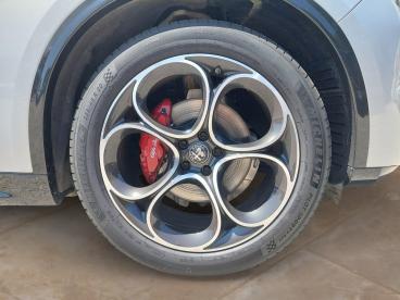 ALFA ROMEO CERTIFIED Alfa Romeo Stelvio 2.2 Turbodiesel 210 Cv At8 Q4 Veloce Usata - Suv Diesel Bianco - Bologna - 2365369_5