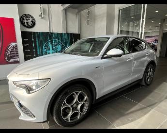 ALFA ROMEO CERTIFIED Alfa Romeo Stelvio 2020 2.2 T Sprint Q4 190cv Auto Usata - Suv Diesel Bianco - Salerno - 2366053_1