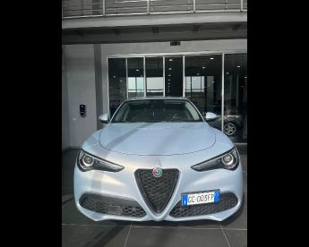ALFA ROMEO CERTIFIED Alfa Romeo Stelvio 2020 2.2 T Sprint Q4 190cv Auto Usata - Suv Diesel Bianco - Salerno - 2366053_2