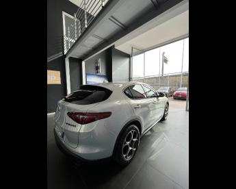 ALFA ROMEO CERTIFIED Alfa Romeo Stelvio 2020 2.2 T Sprint Q4 190cv Auto Usata - Suv Diesel Bianco - Salerno - 2366053_5