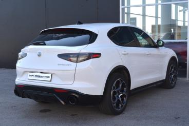 ALFA ROMEO CERTIFIED Alfa Romeo Stelvio 2023 2.2 T Veloce Q4 210cv Auto Usata - Suv Diesel Bianco - Desenzano Del Garda - 2370509_3