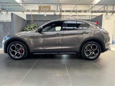ALFA ROMEO CERTIFIED Alfa Romeo Stelvio 2.2 Turbodiesel 210 Cv At8 Q4 Veloce Usata - Suv Diesel Grigio - Vercelli - 2373828_4