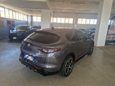 ALFA ROMEO CERTIFIED Alfa Romeo Stelvio 2.2 Turbodiesel 210 Cv At8 Q4 Veloce Usata - Suv Diesel Grigio - Orvieto - 2374518_3