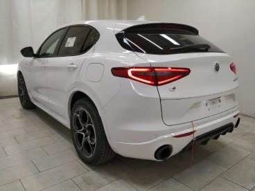 ALFA ROMEO CERTIFIED Alfa Romeo Stelvio 2.2 T Veloce Q4 210cv Auto Usata - Suv Diesel Bianco - Cuneo - 2377523_3