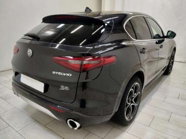 ALFA ROMEO CERTIFIED Alfa Romeo Stelvio 2.2 T Veloce Q4 210cv Auto Usata - Suv Diesel Nero - Cuneo - 2377524_4