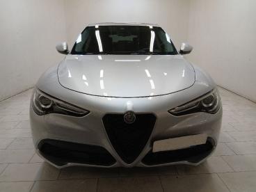 ALFA ROMEO CERTIFIED Alfa Romeo Stelvio 2.2 T Sprint Q4 190cv Auto Usata - Suv Diesel Argento - Cuneo - 2377528_2