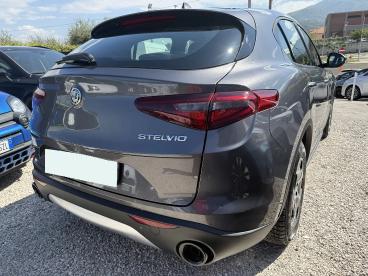 ALFA ROMEO CERTIFIED Alfa Romeo Stelvio 2.2 T Super Business Q4 190cv Auto Usata - Suv Diesel Grigio - Fisciano - 2377928_3