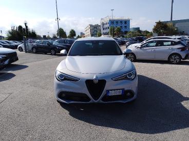 ALFA ROMEO CERTIFIED Alfa Romeo Stelvio My22 My21 2.2 Turbo Diesel210 Cv Awd Usata - Suv Diesel Bianco - Rimini - 2379565_2