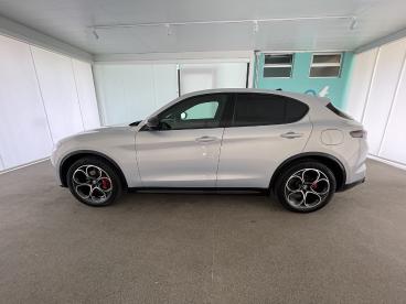 ALFA ROMEO CERTIFIED Alfa Romeo Stelvio 2.2 Td 210 Cv Veloce At8 Q4 Usata - Suv Diesel Bianco - Napoli - 2385209_4