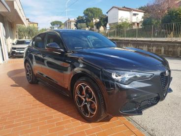 ALFA ROMEO CERTIFIED Alfa Romeo Stelvio 2.2 Turbodiesel 210 Cv At8 Q4 Veloce Usata - Suv Diesel Nero - Arezzo - 2390599_1