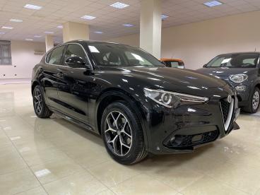 ALFA ROMEO CERTIFIED Alfa Romeo Stelvio 2.2 Turbodiesel 210 Cv At8 Q4 Ti Usata - Suv Diesel Nero - Foggia - 2393399_1