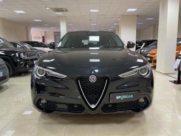 ALFA ROMEO CERTIFIED Alfa Romeo Stelvio 2.2 Turbodiesel 210 Cv At8 Q4 Ti Usata - Suv Diesel Nero - Foggia - 2393399_2